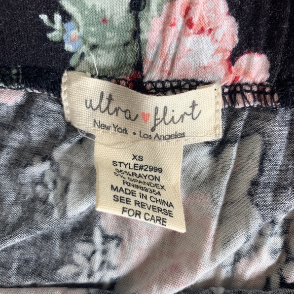 Ultra Flirt Floral Slit Maxi Skirt - Picture 4 of 6